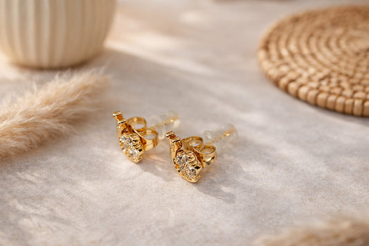 Arete Bañado en oro 18k Caracol con circones niña