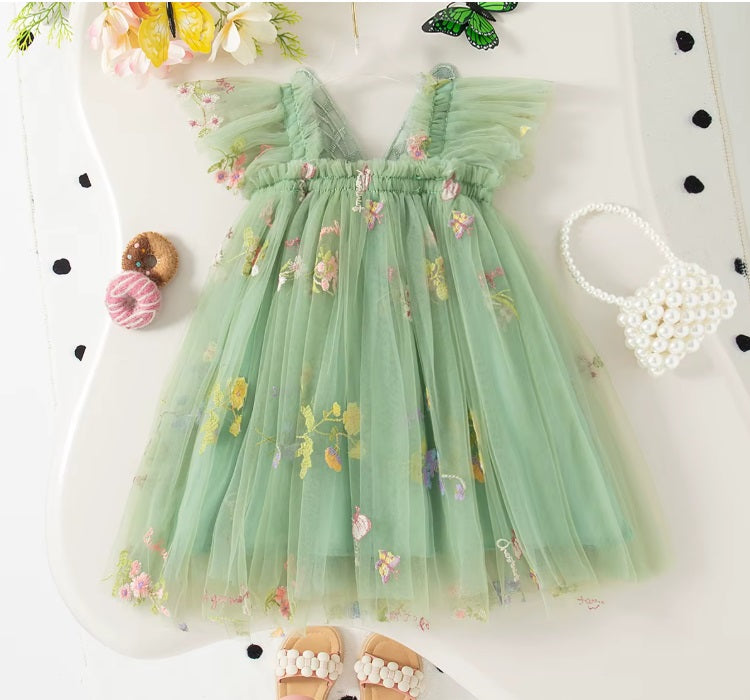 Vestido tull verde pastel con bordado