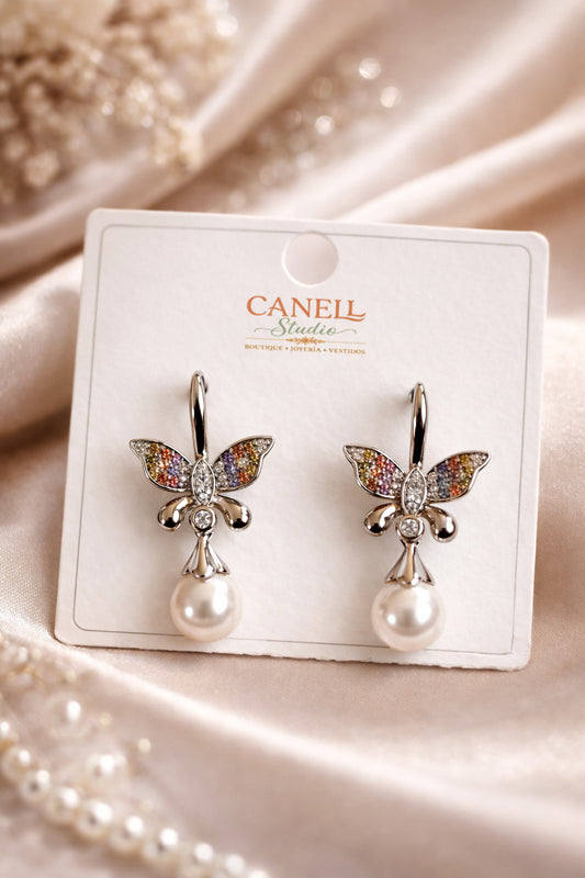 Aretes  tipo Clap Mariposas con circonitas y Perla